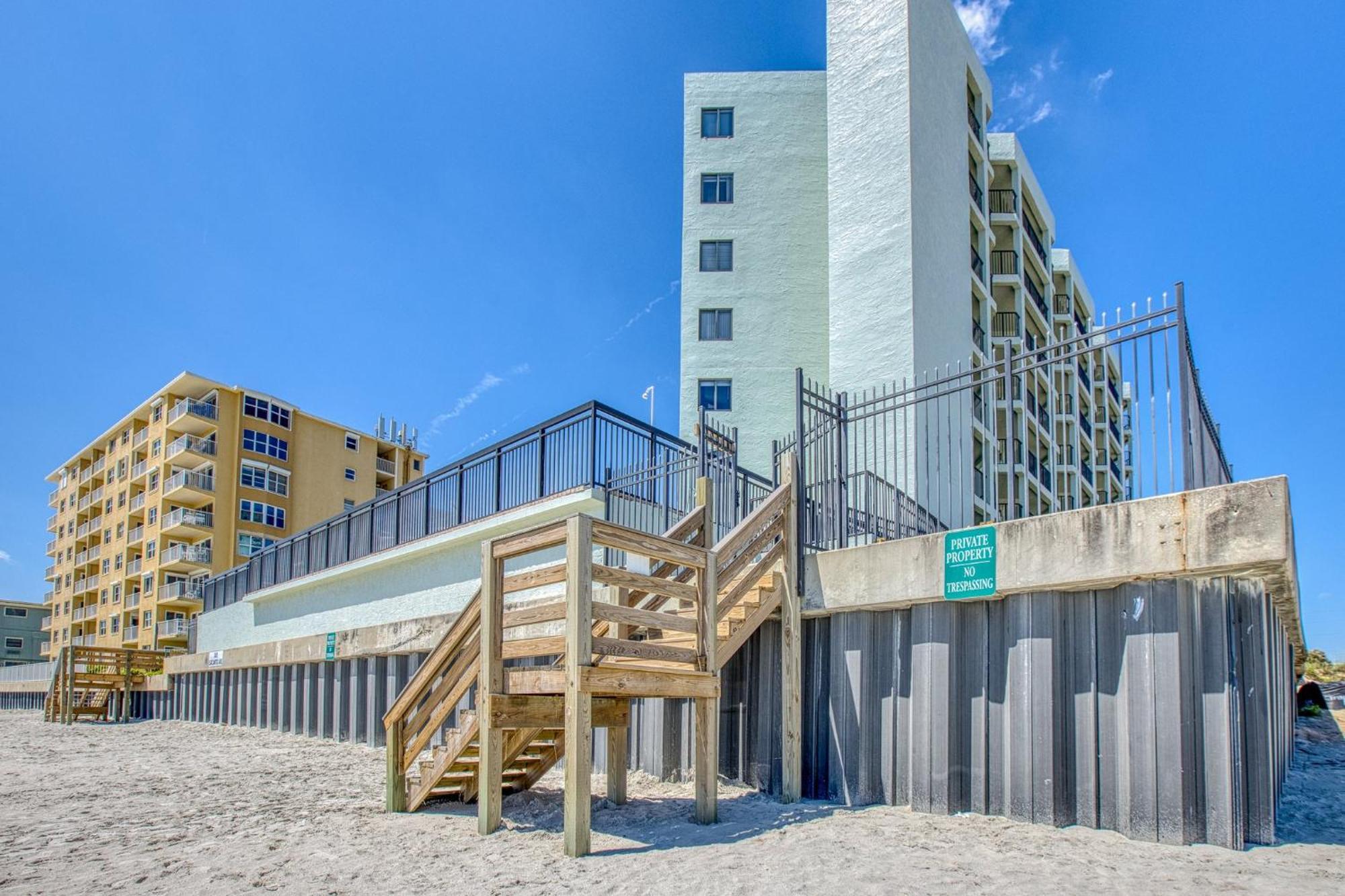 Ocean View With A Beachfront Pool At Ocean Trillium Condo ~ 403 New Smyrna Beach Extérieur photo