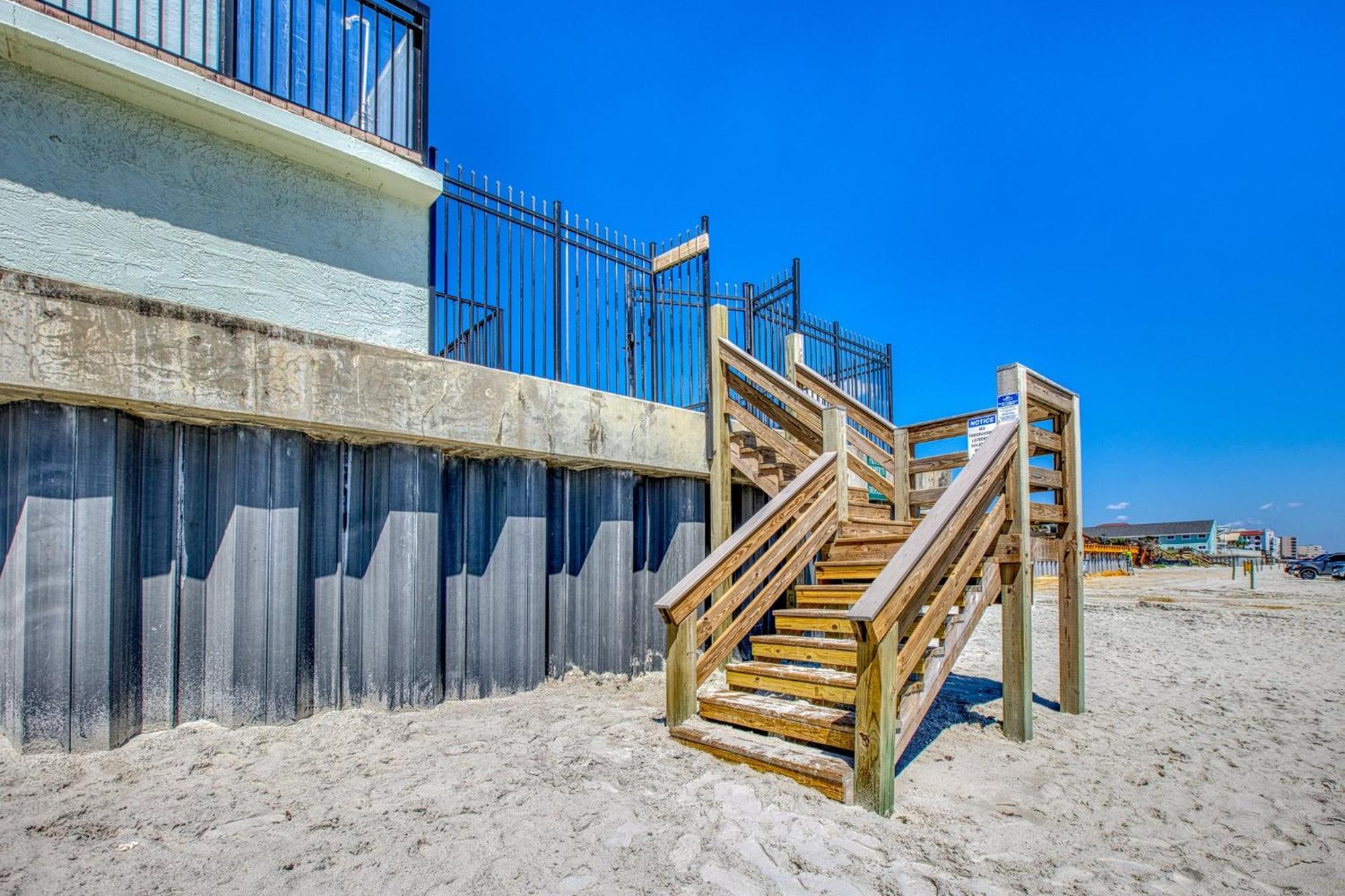 Ocean View With A Beachfront Pool At Ocean Trillium Condo ~ 403 New Smyrna Beach Extérieur photo