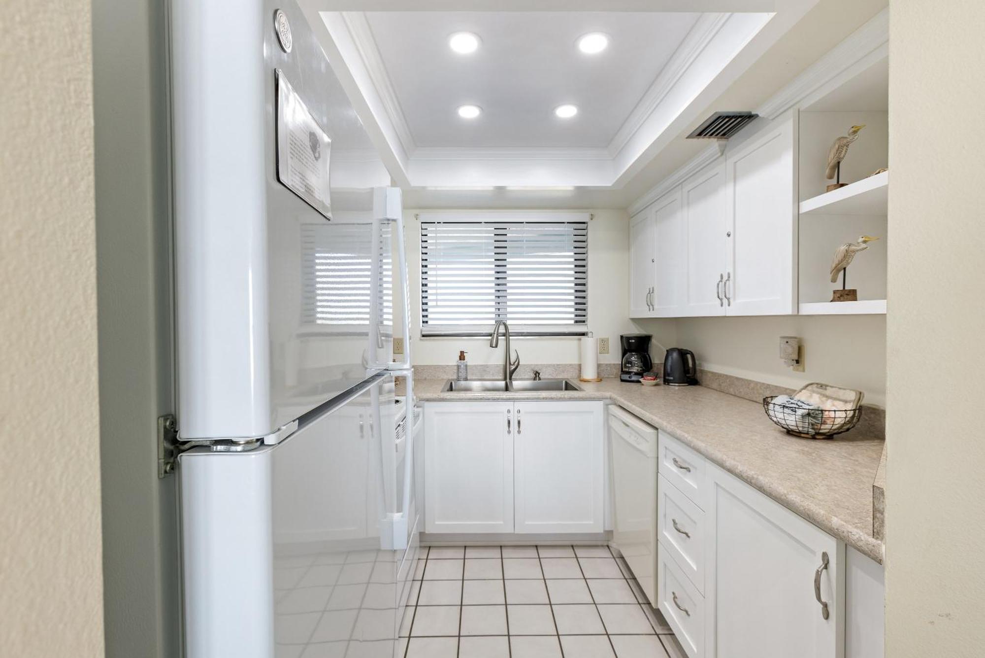Ocean View With A Beachfront Pool At Ocean Trillium Condo ~ 403 New Smyrna Beach Extérieur photo